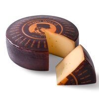 Pure Gold by Wiebe Willig Meule de Fromage de Vache