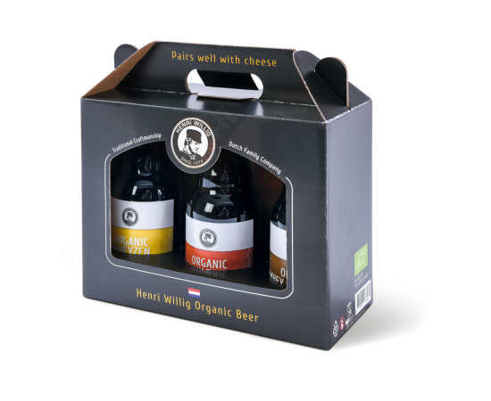 Drei Bierflaschen in einer schwarzen Geschenkbox