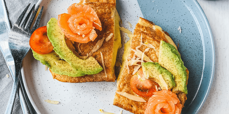 Hartige Wentelteefjes met Gerookte Zalm en Kaas van Henri Willig